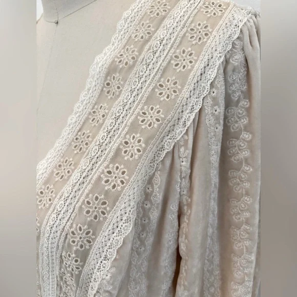 4 Love and Liberty Johnny Was Tie Cropped Jacket Nude Pink Velvet Eyelet Lace S - Picture 2 of 7